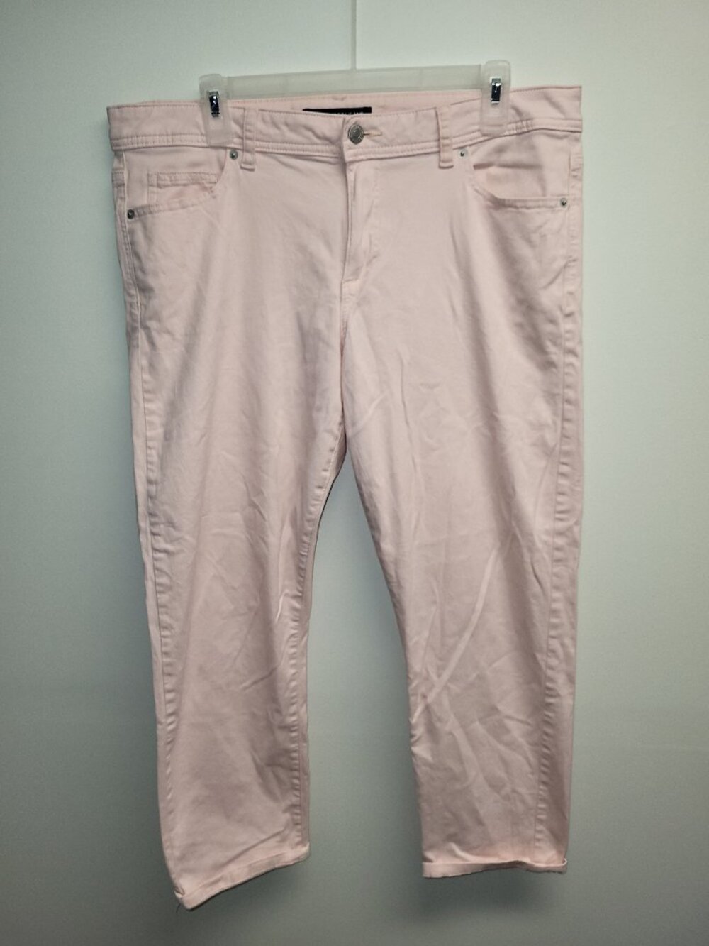 Calvin Klein Jeans Women's Size 14 Blush Pink Capri Pants Cropped Stretch